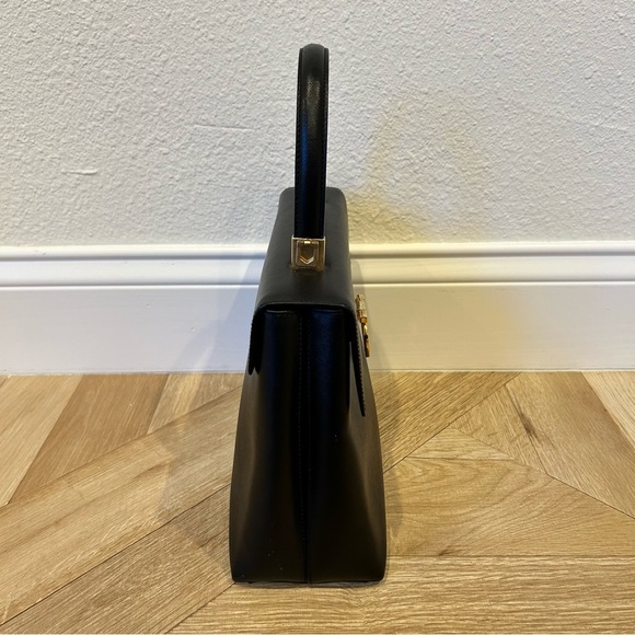 Vintage Ferragamo black calf skin Gancini top handle bag - Picture 5 of 15